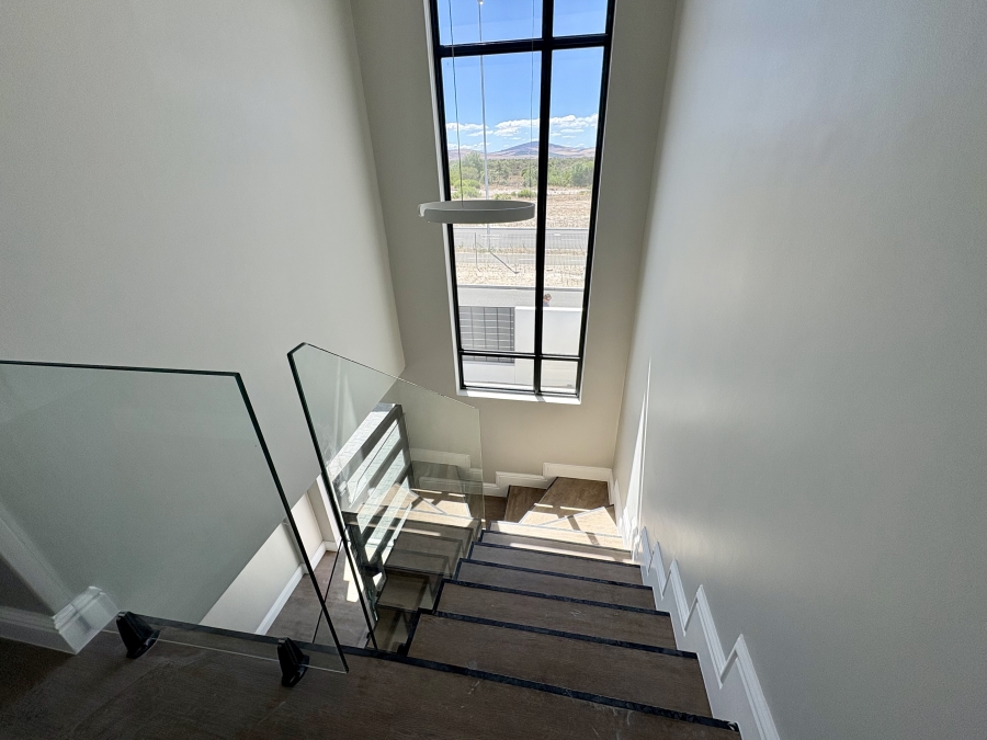 4 Bedroom Property for Sale in Sandown Western Cape